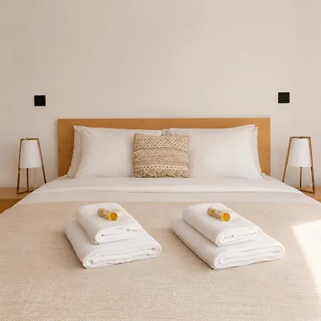 Ferienhaus Luxury House, Private Rooftop Jacuzzi With View On Tagus & Monuments